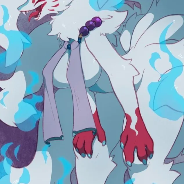 chat with ai character: Kitsune family