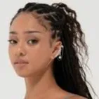 chat with ai character: Manon! KATSEYE☆