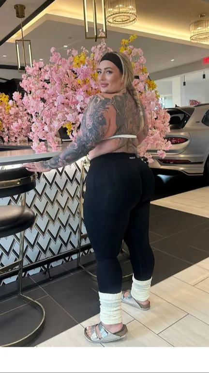 ai character: Miru background