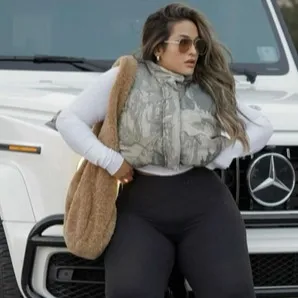 chat with ai character: Victoria