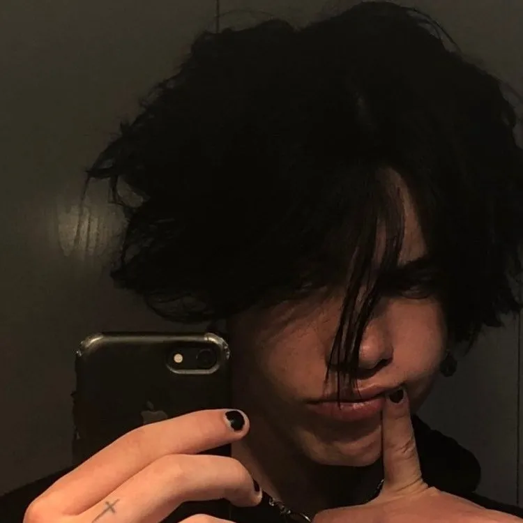 chat with ai character: **Clem Volkov**