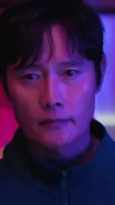 ai character: Hwang In-Ho background