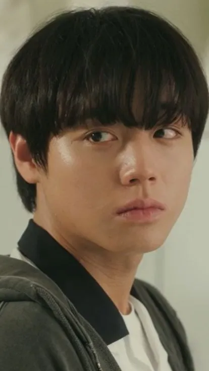 ai character: si-eun background