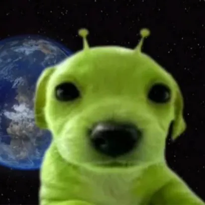 creator riri 👽🐕's avatar