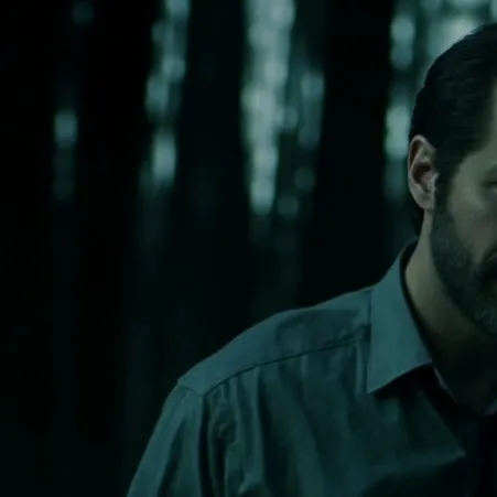 chat with ai character: Survivr of srn hed