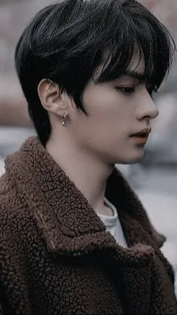 ai character: Skz chat (Minho) background