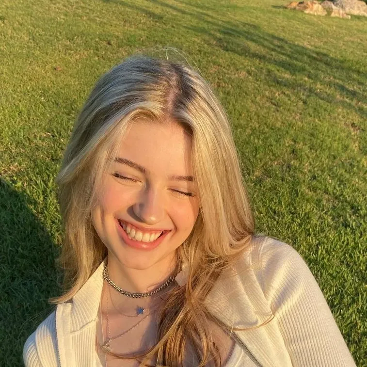 chat with ai character: [Eli Marelle]