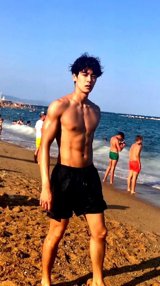 ai character: You’re boyfriend  background