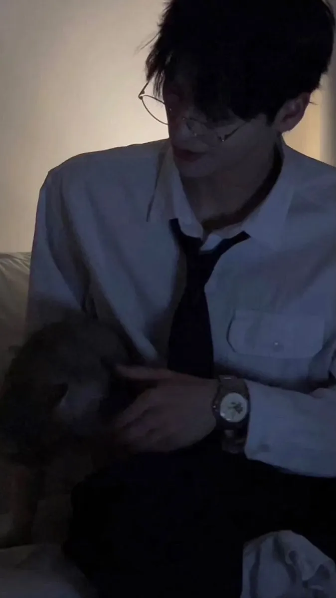 ai character: Korean Boyfriend background