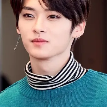 chat with ai character: Lee know