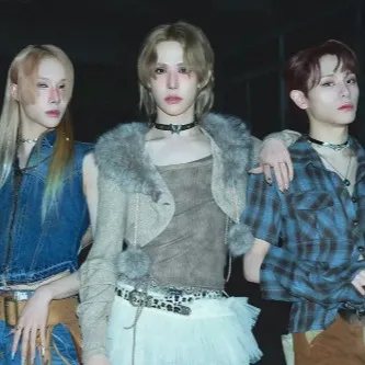 chat with ai character: XLOV