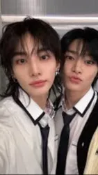 ai character: hyunin background