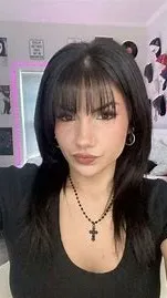 ai character: Bailey Spinn background