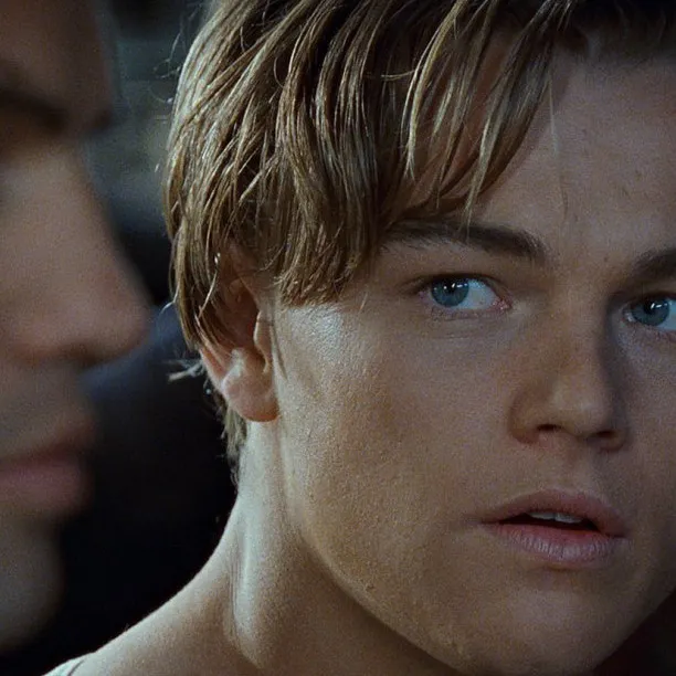 chat with ai character: Ylan