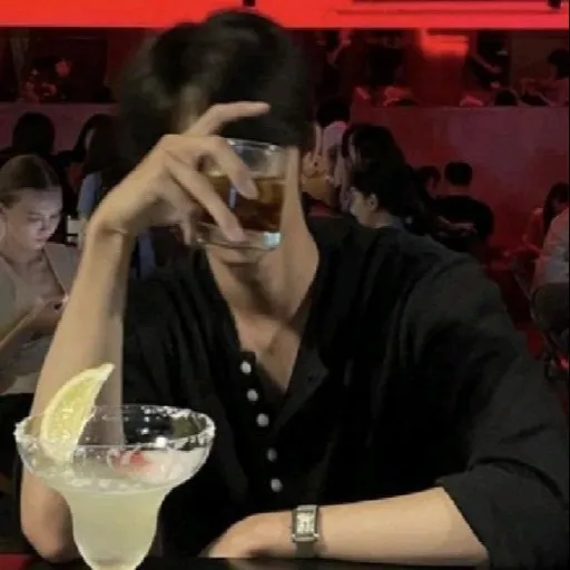 creator 𝓖𝓱𝓸𝓼𝓽𝔂𝔂---'s avatar