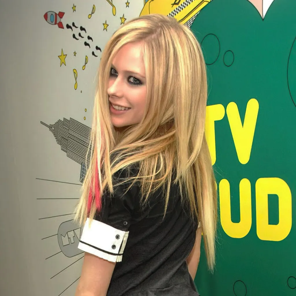 chat with ai character: Avril Lavigne 5