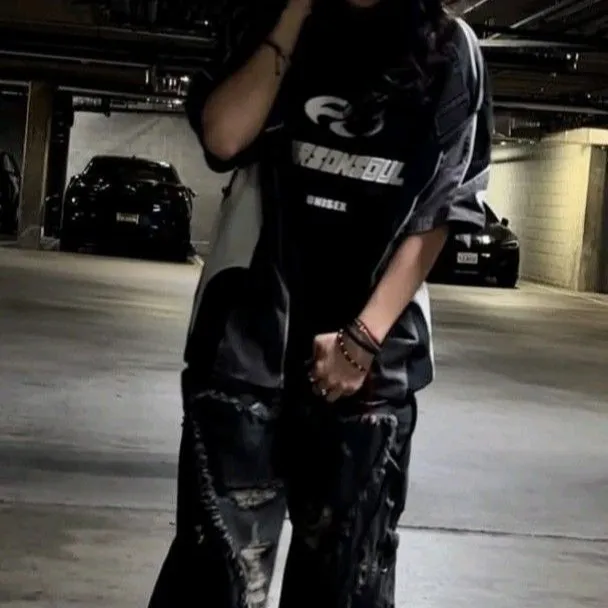 chat with ai character: jea davenport