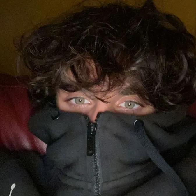 chat with ai character: zane