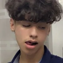 chat with ai character: Juan😍