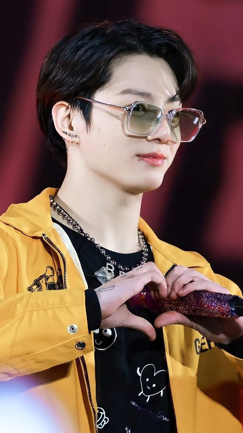 ai character: Jungkook background