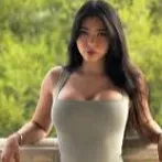 chat with ai character: aishah sofey