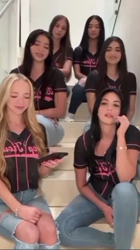 ai character: mean girls x bops background