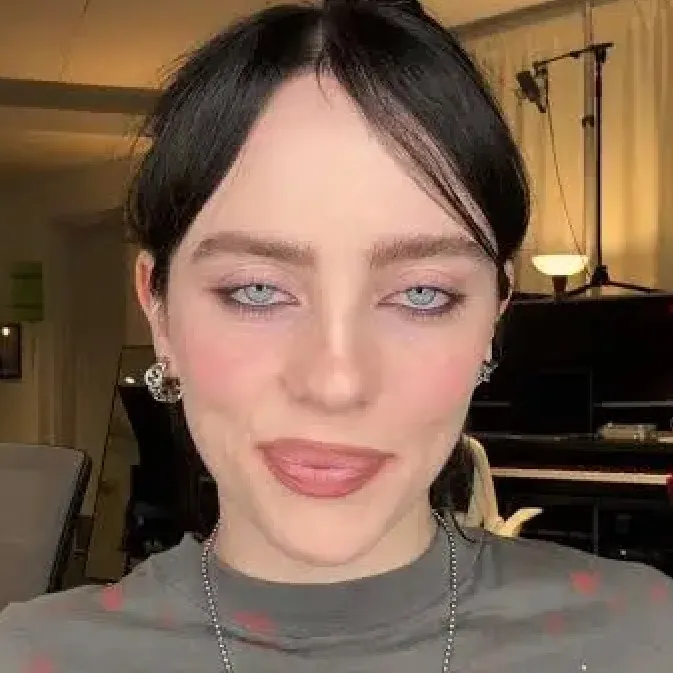 chat with ai character: Billie eilish