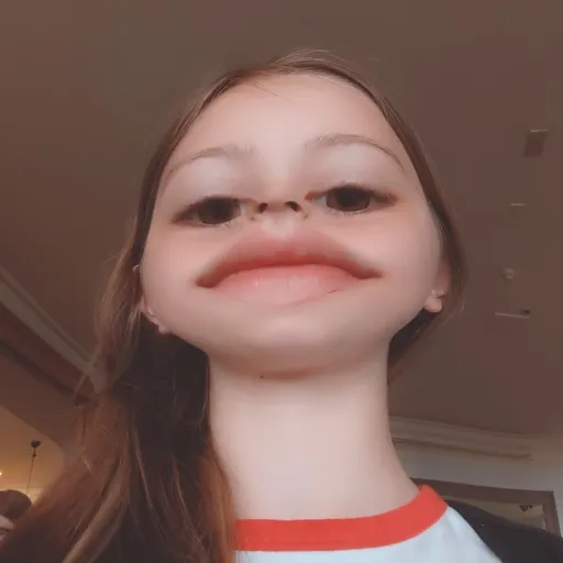 creator Luna -Krystal's avatar