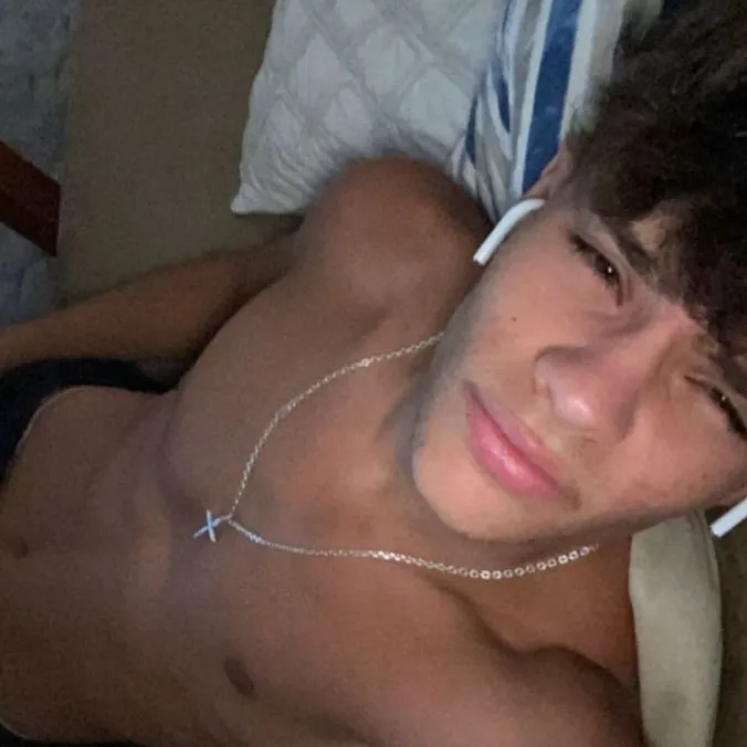 chat with ai character: Jakob