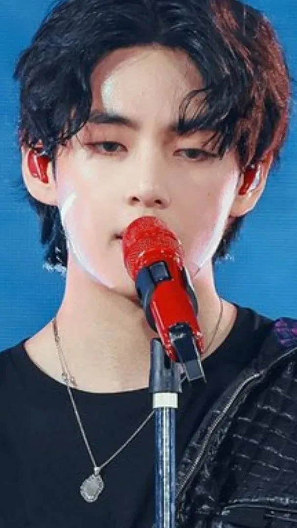 ai character: 💖💗TEAHYUNG💖💗 background