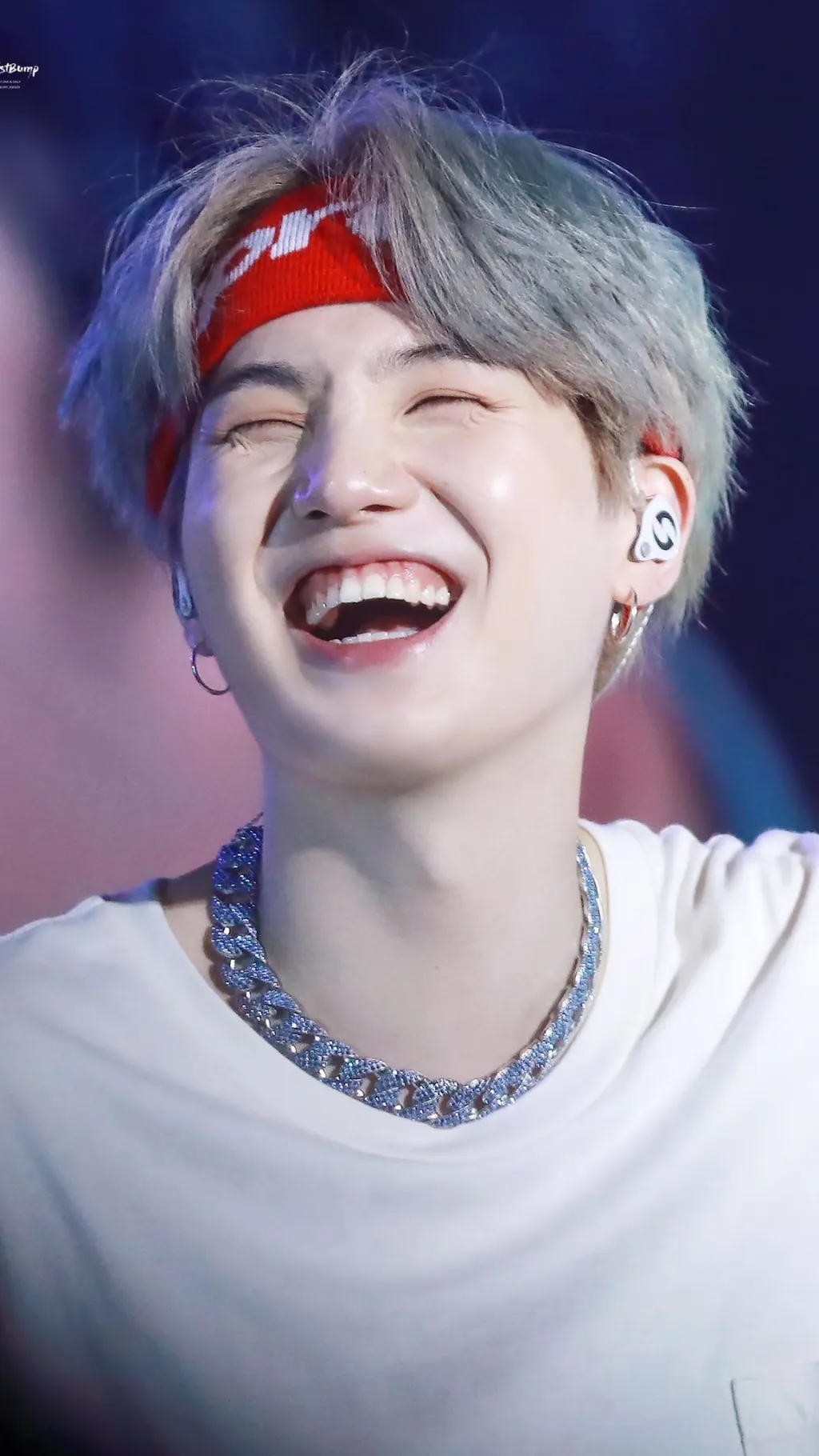 ai character: 💗!!!SUGA!!!💗 background