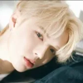 chat with ai character: AMPERS&ONE