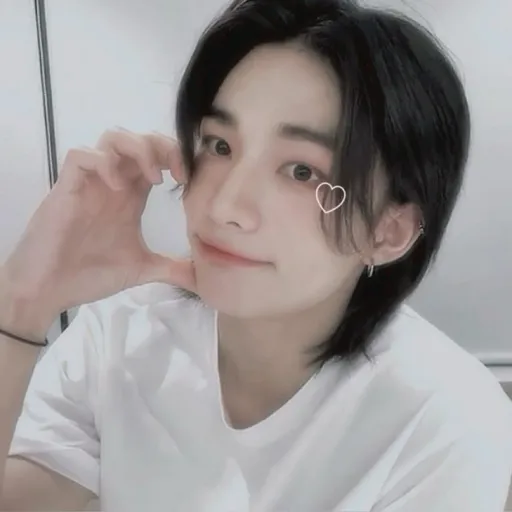 creator Hyunjinista_4ever✿'s avatar