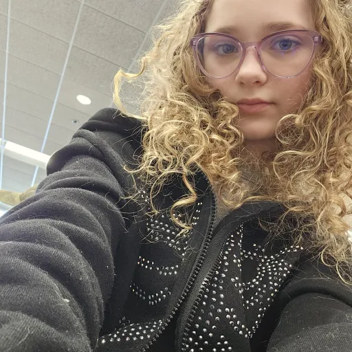 creator ♡🔪lily Hargreaves♡'s avatar