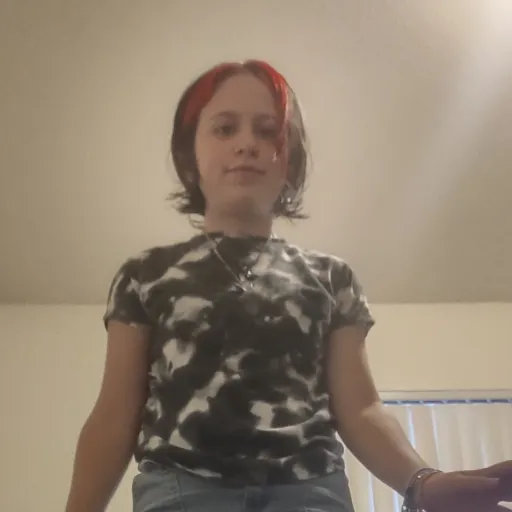 creator Neon!✨💅's avatar