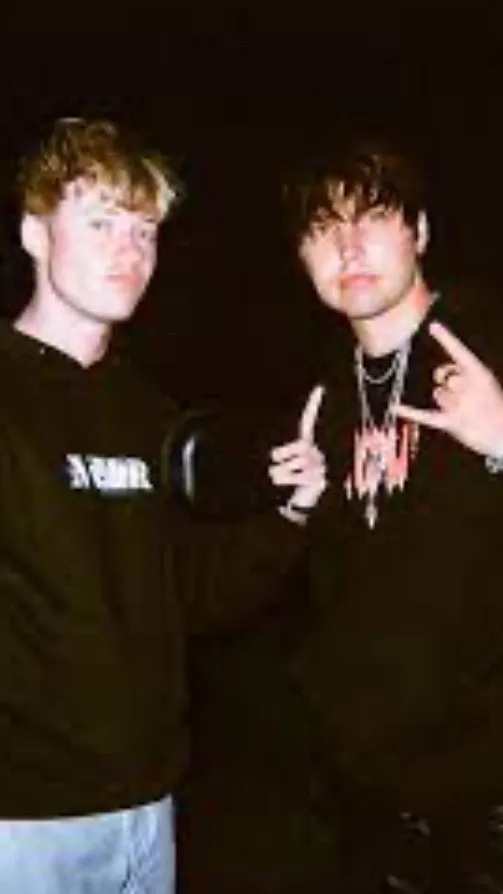 ai character: Sam & Colby ig? background