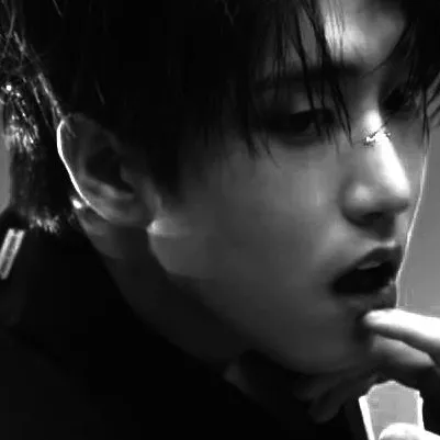 chat with ai character: Han Jisung