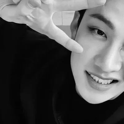 chat with ai character: Bangchan