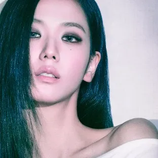 chat with ai character: Jisoo