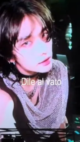 ai character: hyunjin amiguito❤️ background