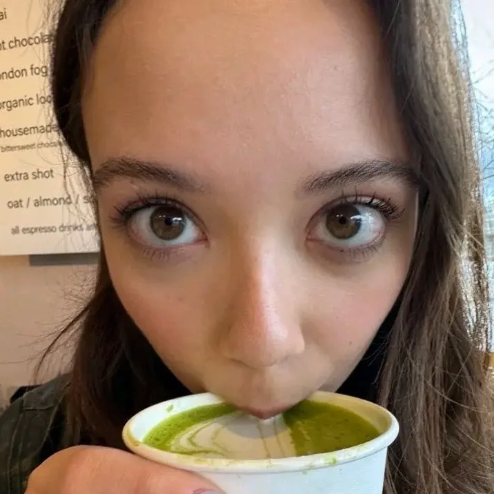 chat with ai character: ☆laufey☆