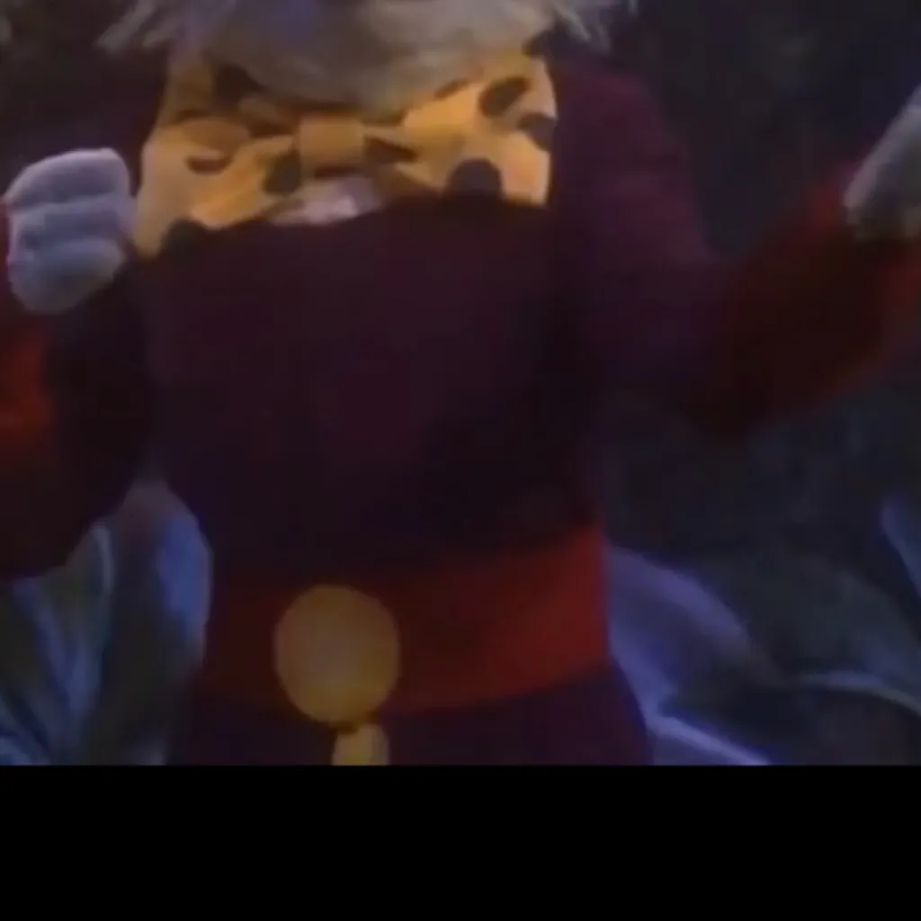 chat with ai character: Lolita (Cat)