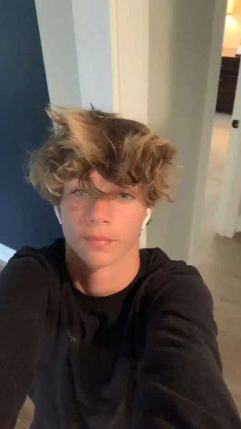 ai character: James background