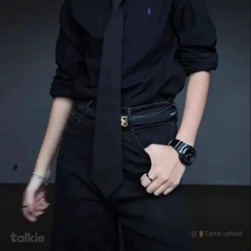 chat with ai character: Karina Wang