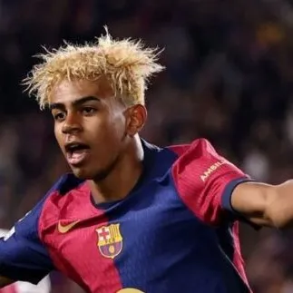 chat with ai character: Lamine Yamal