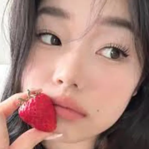 creator ♡.𝓝𝓪𝓸𝓶𝓲~'s avatar