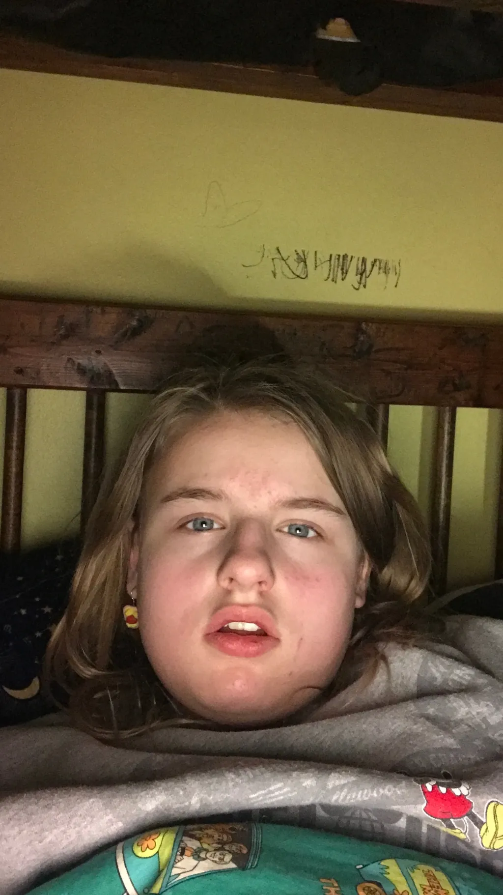 ai character: Aria background