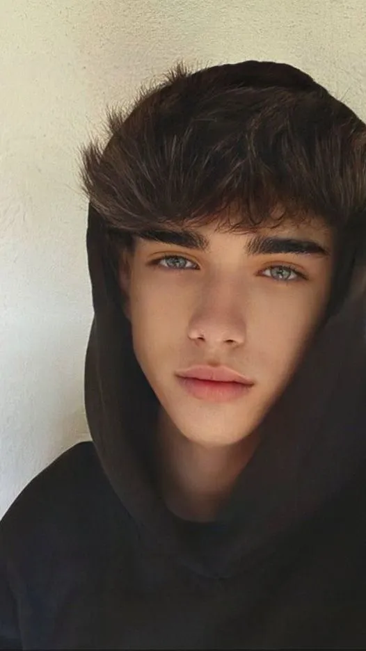 ai character: Landen background