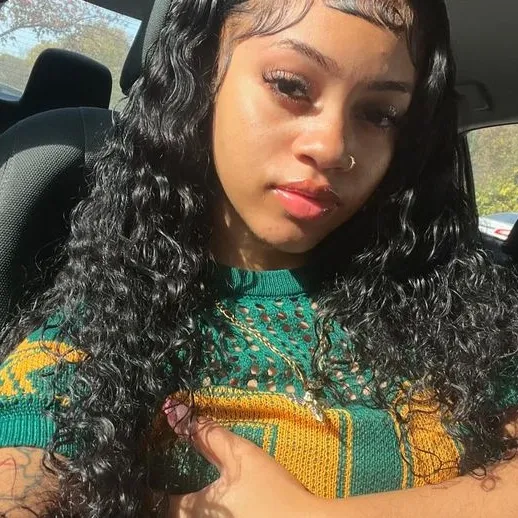 chat with ai character: NYIELLIE💋