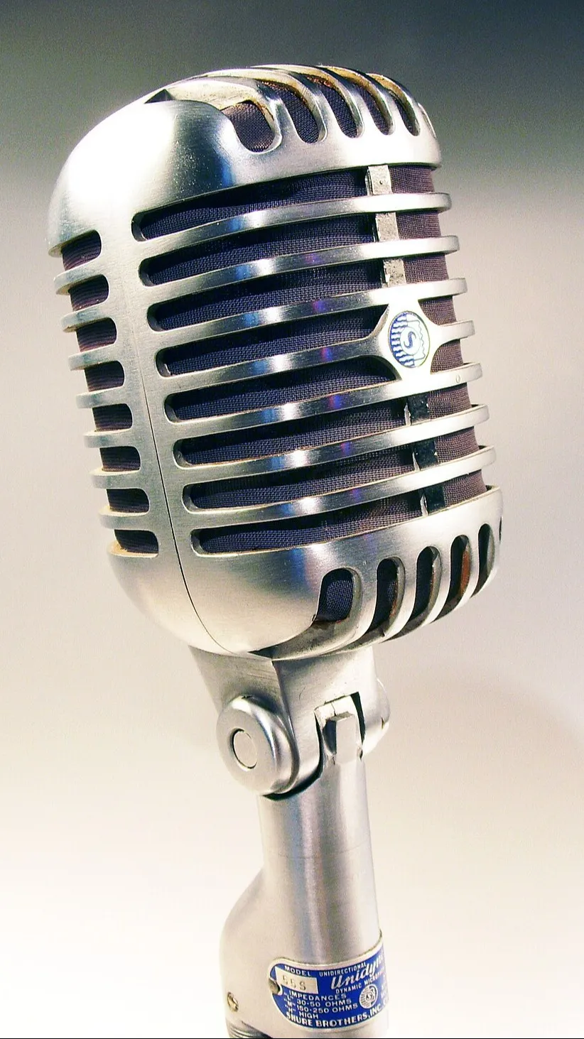 ai character: annou background